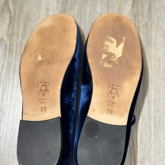 Gallucci Navy Velvet Mary Jane Shoes - Picture 3 of 9